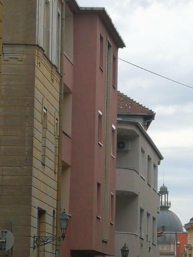 Centrum11 Pécs Exterior foto